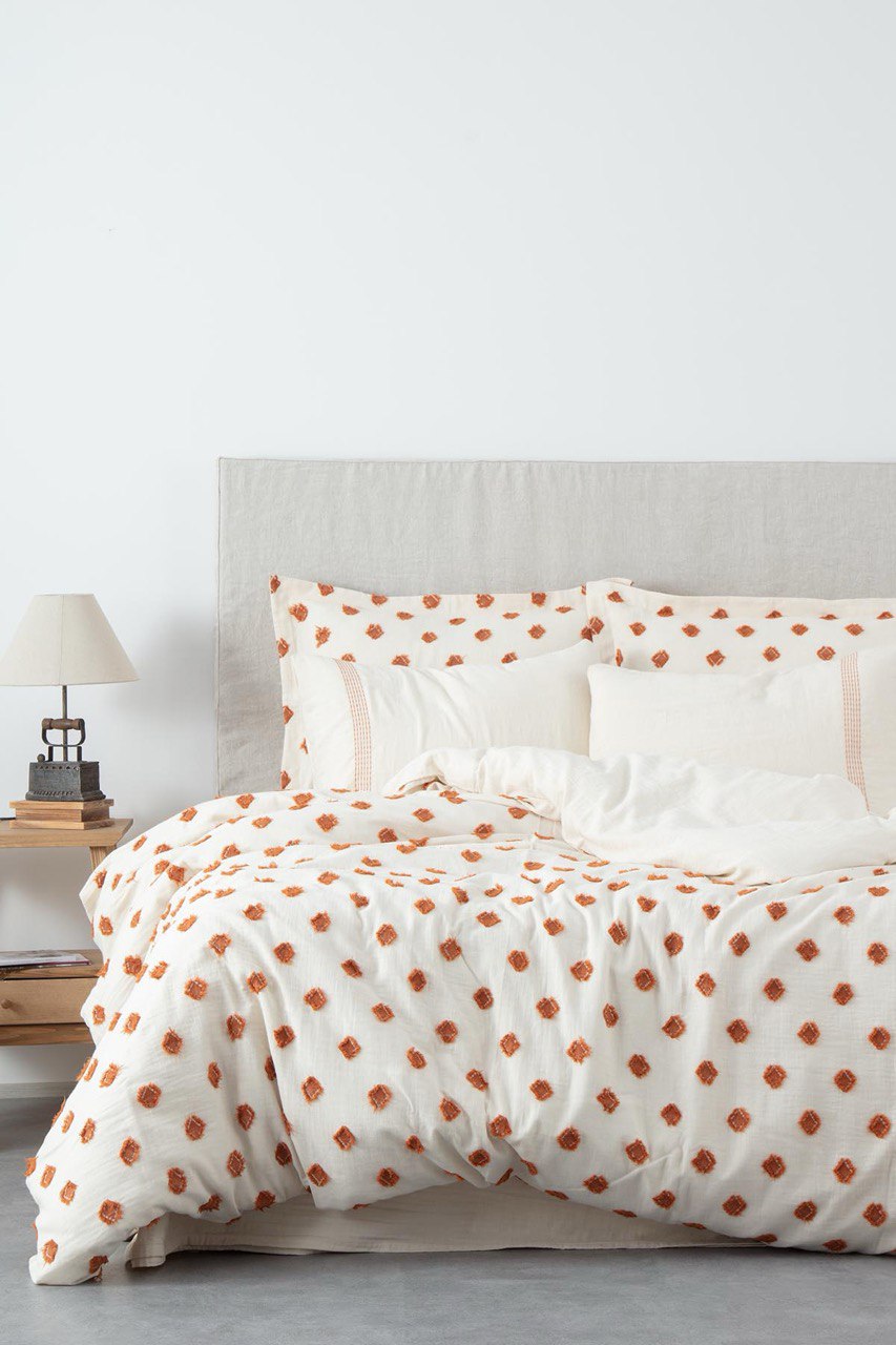 Muslin bed linen