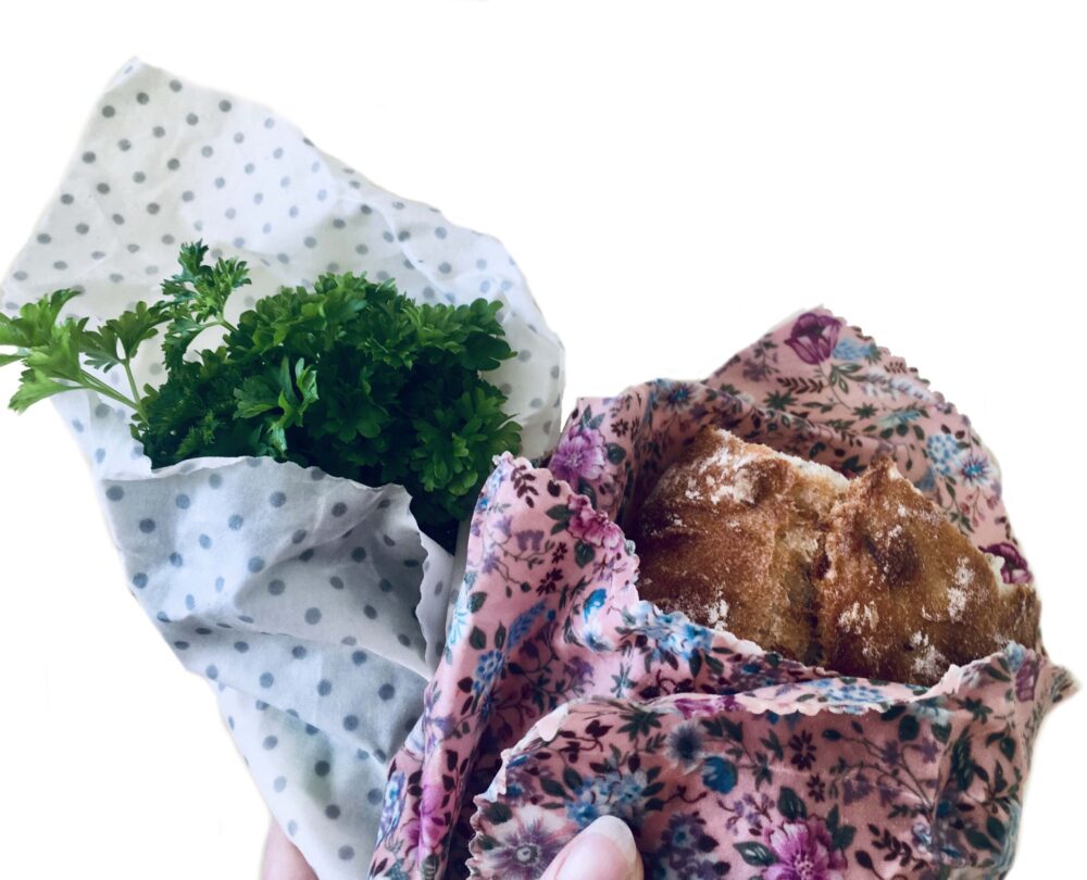 Reusable beeswax wrap – a natural alternative to plastic wrap